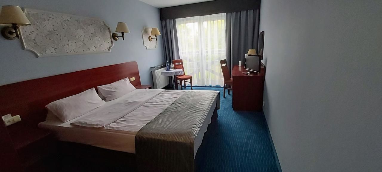 Отель Amigo Hotel Сулеювек-19